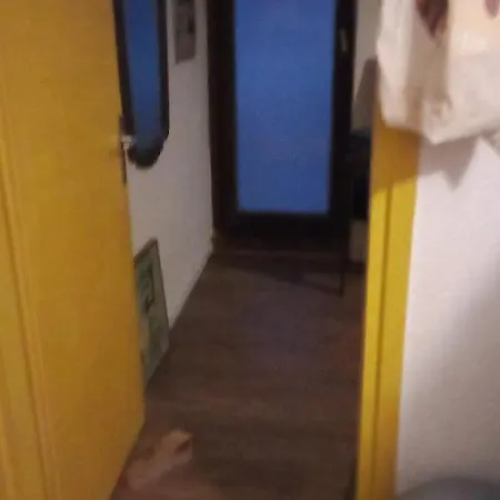Apartment Double With Shared Bathroom